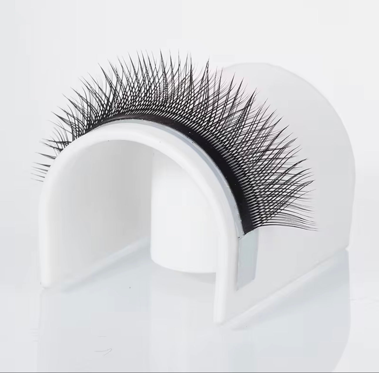 YY lash by magic lab